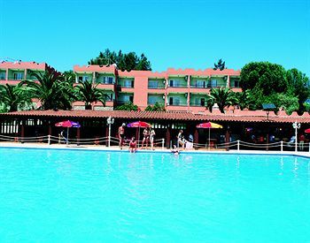 Hotel Pigale Beach Resort