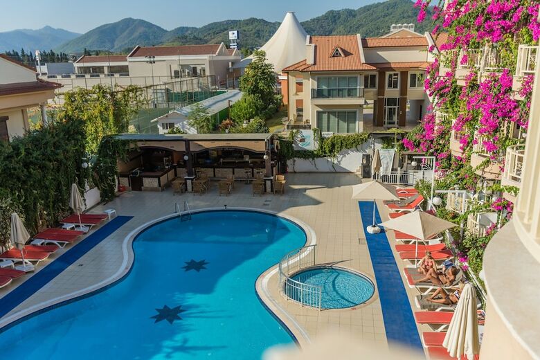Grand Hotel Faros