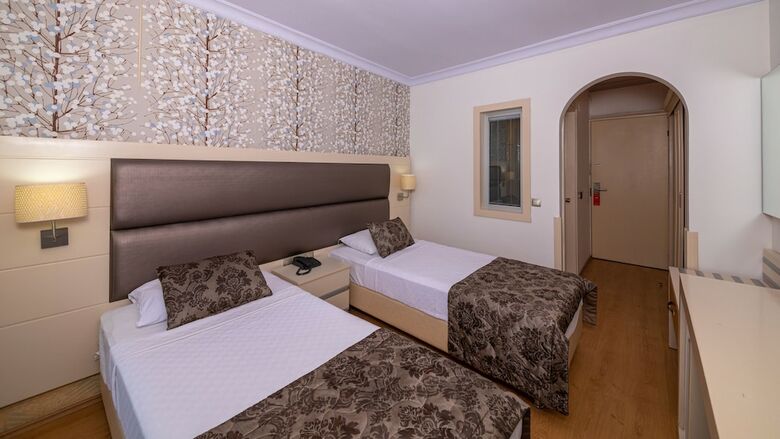 Grand Hotel Faros