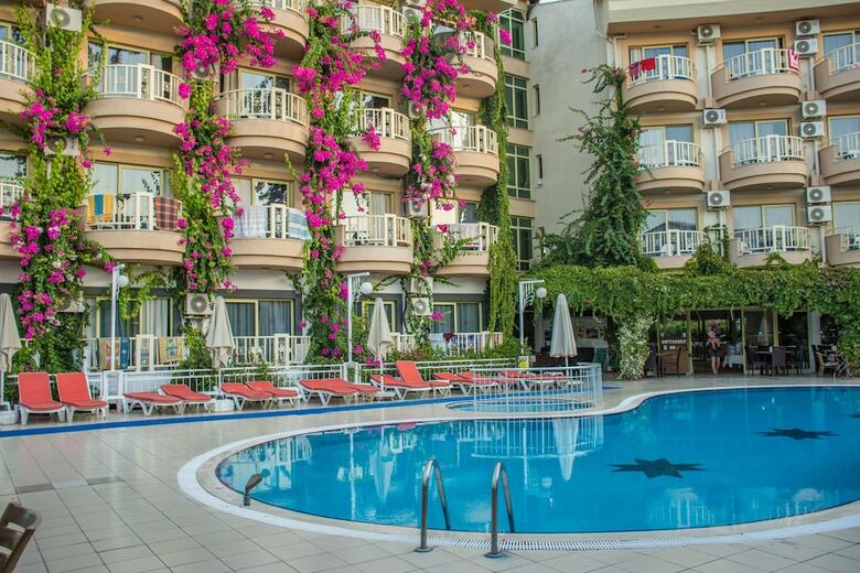 Grand Hotel Faros