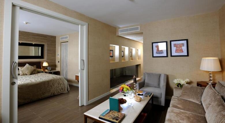 Hotel Elegance