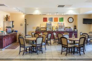 Hotel Comfort Inn & Suites Airport