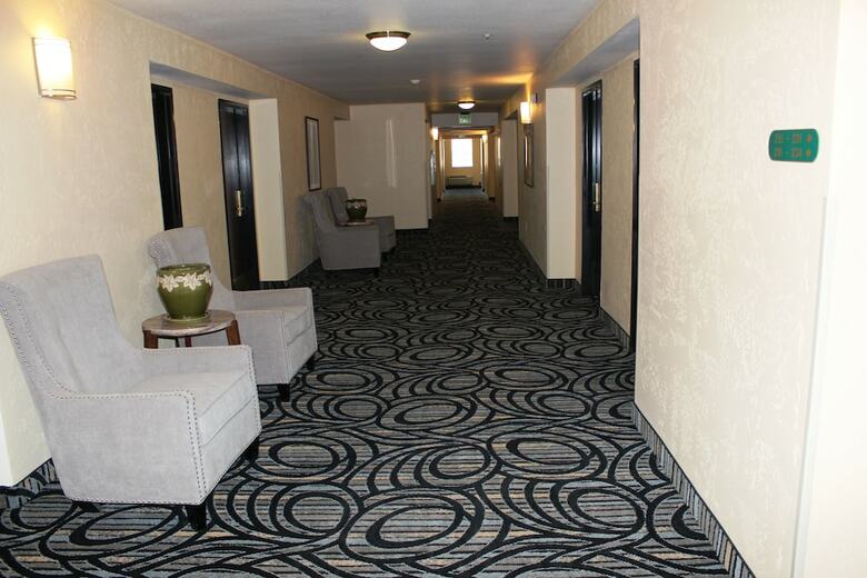 Hotel Quality Inn & Suites Airport West