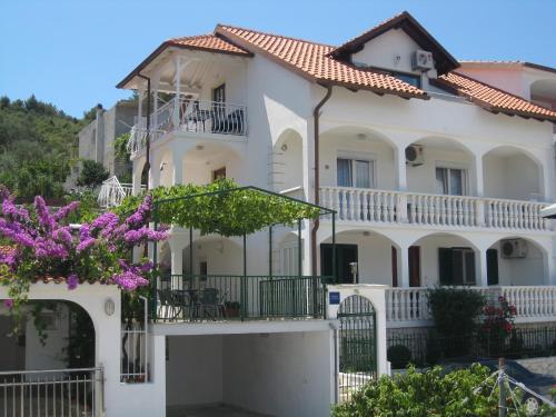 Apartments Buljan 1968