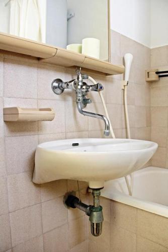 Apartment Businci 6012c