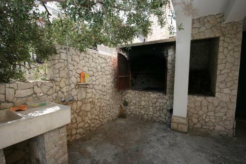 Apartment Arbanija 4646e