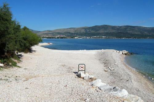 Apartment Slatine 460a