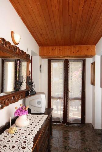 Apartment Arbanija 5220b