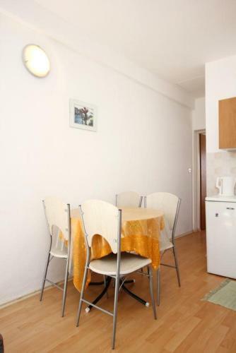 Apartments With A Parking Space Trpanj (peljesac) - 10180