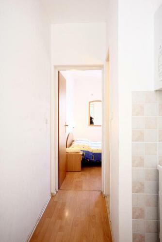 Apartments With A Parking Space Trpanj (peljesac) - 10180
