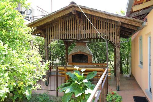 Apartment Trpanj 10047b