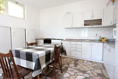 Hostal Double Room Trpanj 258e