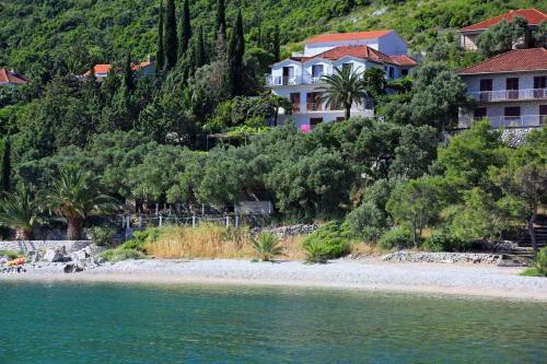 Hostal Double Room Trpanj 258f