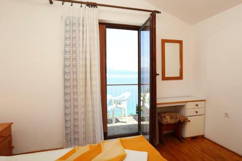 Apartment Trpanj 258a