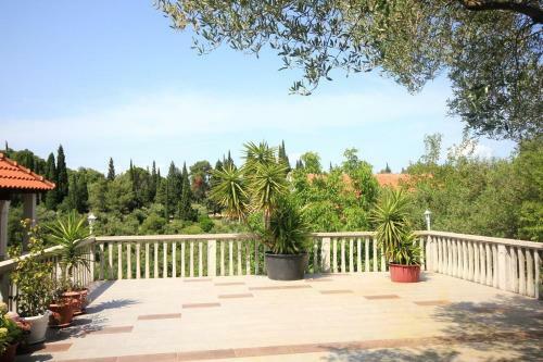 Apartment Trpanj 10083a