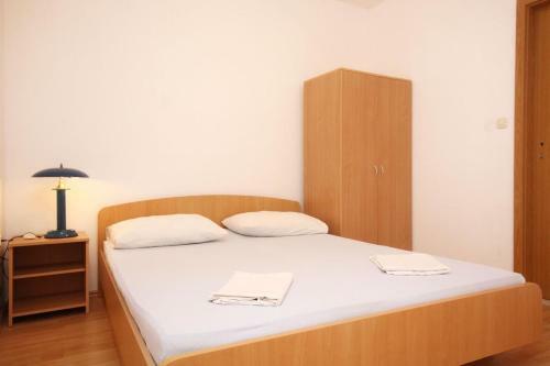 Apartment Trpanj 10083a