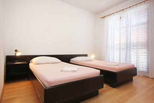Apartment Trpanj 10083a