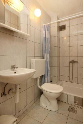 Apartment Trpanj 10083a