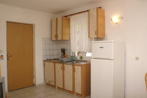 Apartment Trpanj 3162f