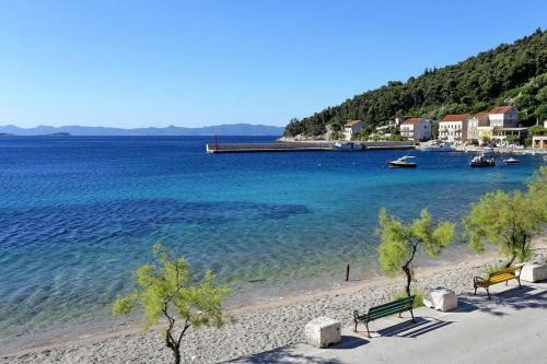 Apartment Trstenik 4570a