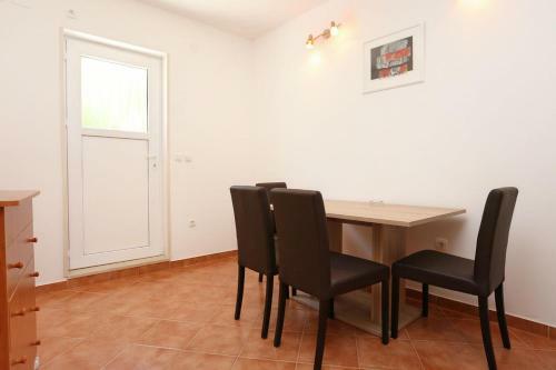 Apartments With A Parking Space Trstenik (peljesac) - 10109