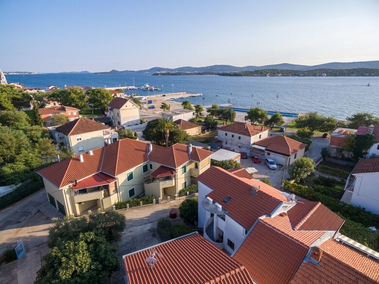 Apartments Josip