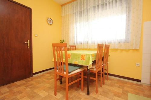 Apartment Ugljan 8519a