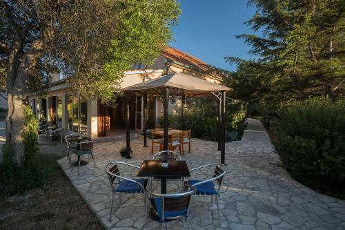 Apartment Ugljan 8241d