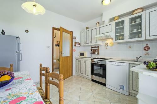Eva House With Apartment