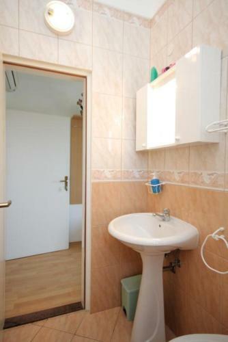 Hostal Double Room Babici 3046b