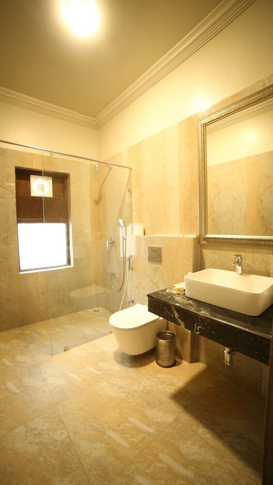 Hotel Rajputana Resort (t)
