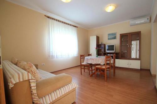 Pi?uljan House With Apartment