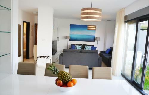 Luxury Apartment Amarin