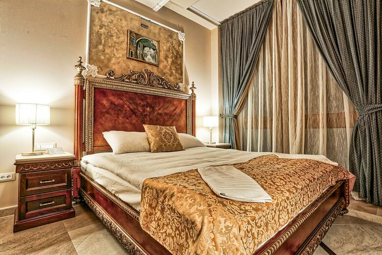 Bed & Breakfast Arbia Dorka Heritage Palace