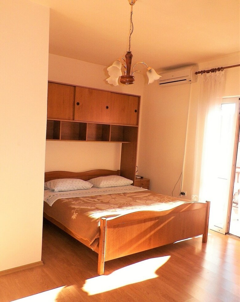 Hostal Rooms Senija