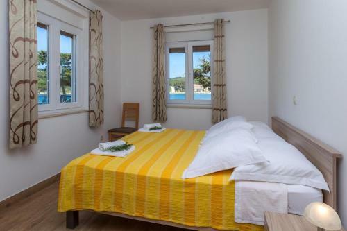 Apartment Veli Rat 11525a