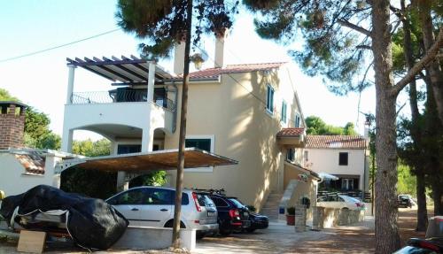 Apartment Verunic 8103a
