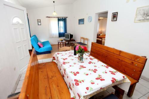 Apartment Ruzmarin