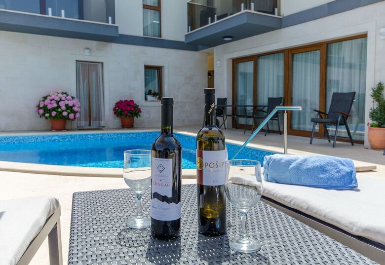 Apartamentos Villa La