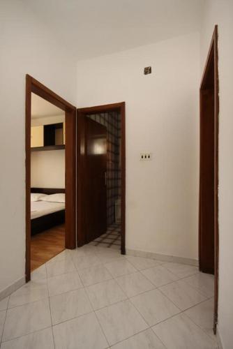 Apartment Veliko Brdo 6791b