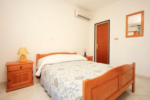 Apartments With A Parking Space Viganj (peljesac) - 10188