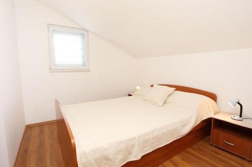 Apartment Viganj 10116b