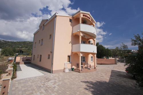 Hostal Apartments Venus