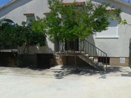Apartments By The Sea Vinisce (trogir) - 13775