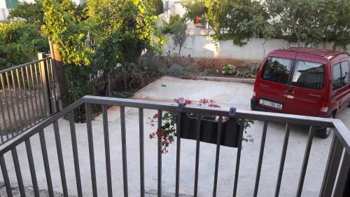 Apartments By The Sea Vinisce (trogir) - 13775