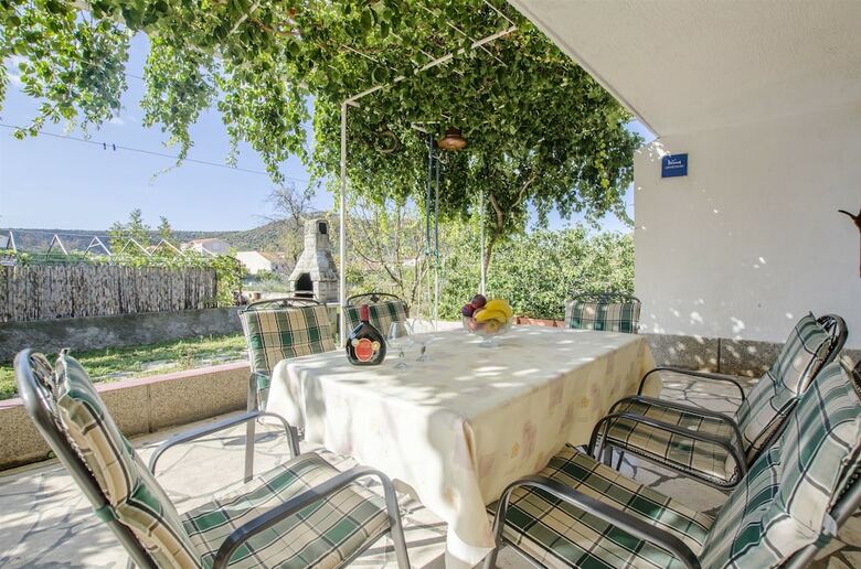 Apartamentos House Marin