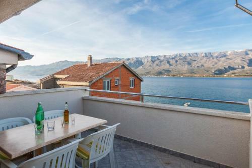 Hostal Apartments Karlo