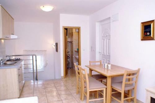 Apartment Vinjerac 3093e