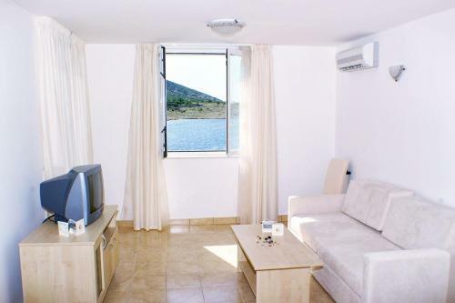 Apartments By The Sea Vinjerac (zadar) - 3093
