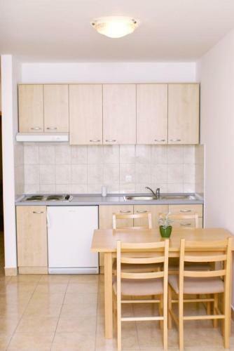 Apartment Vinjerac 3093i